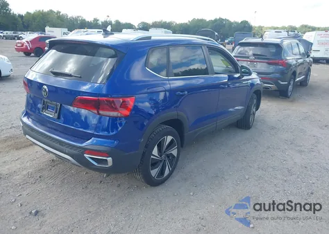 2024 Volkswagen Taos Se z USA, uszkodzony, nr VIN 3VVVX7B20RM070795